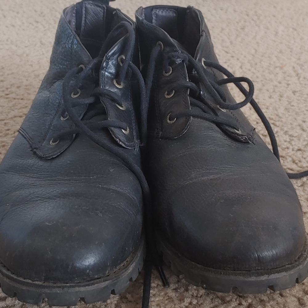 Jhonny chukka bogs boots